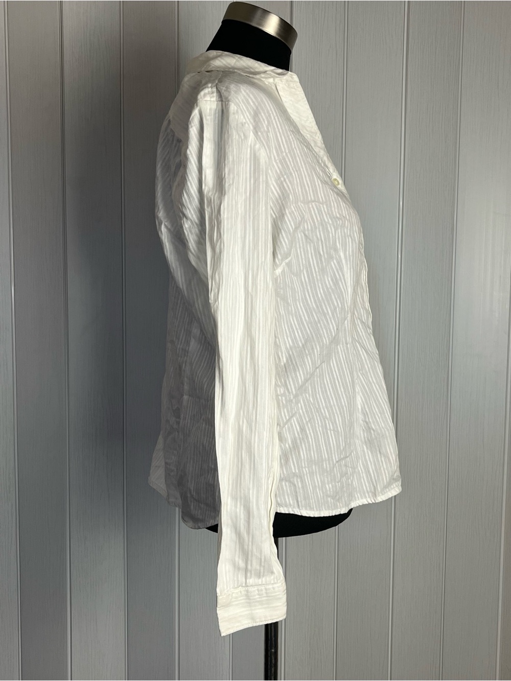 GAP White Long-Sleeve Button Shirt Stripe Textured - Picture 6 of 12